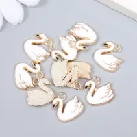 Декор для творчества металл, эмаль "Белый лебедь" золото 1,3х1,4 см