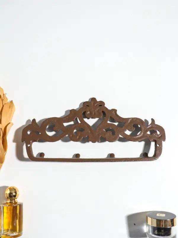 Крючки настенные &laquo;Сердце с узорами&raquo;, ключница декоративная, чугун, 31&times;15&times;3.4 см