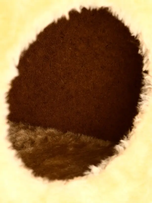 Домик-когтеточка, 53&times;35&times;65 см, 2 уровня, квадратные полки, бежевый