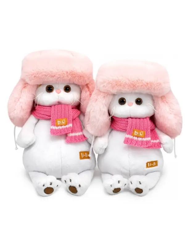 Мягкая игрушка &laquo;Кошечка Ли-Ли&raquo;, в меховой шапке и шарфе, 24 см