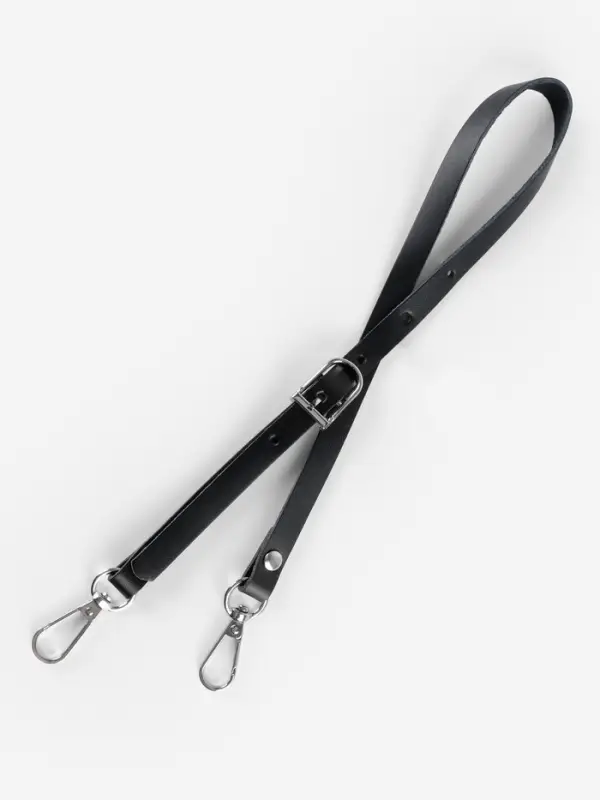 Ручка для сумки из натуральной кожи, регулируемая, с карабинами, 60&plusmn;2 см &times; 1.2 см, цвет чёрный, серебряный