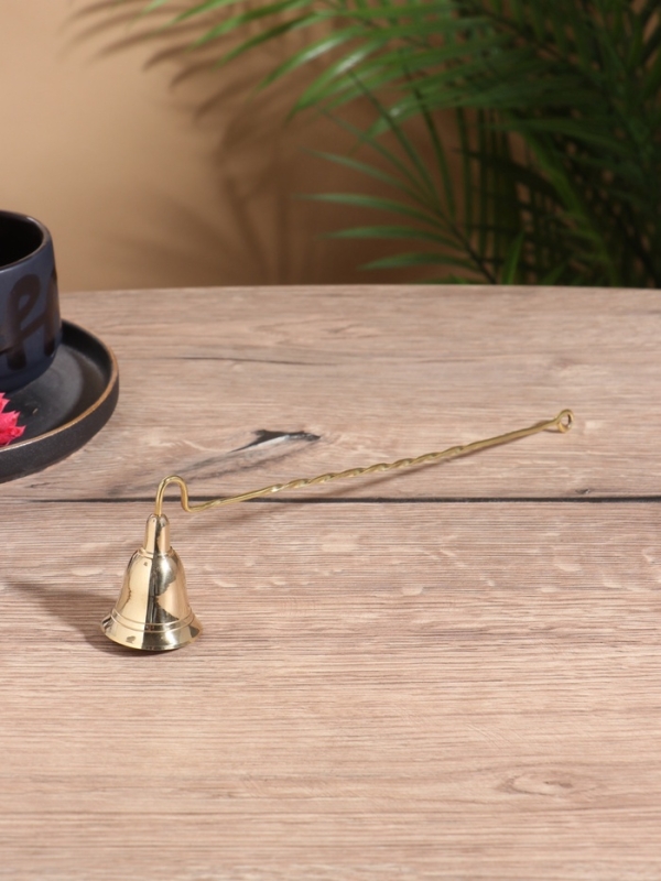 Гаситель для свечей «Завиток», латунь, 25 см Гаситель для свечей «Завиток», латунь, 25 см