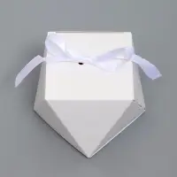 Коробка для конфеты, пирожные с лентой, 10×7×7.4 см