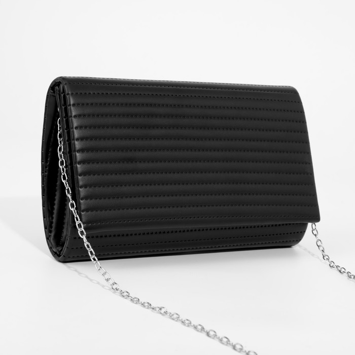 Сумка-клатч на клапане, цвет чёрный