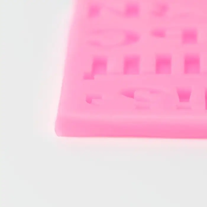 Молд для заливки &laquo;Алфавит Русский&raquo;, силикон, 35 ячеек, 18.4&times;10.7&times;0.6 см, розовый