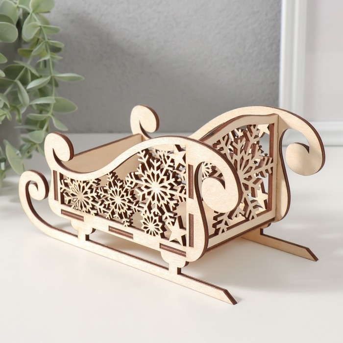 Шкатулка-сани  Шкатулка-сани "Снежинки" 19,5х9,5х10 см (набор 5 деталей)