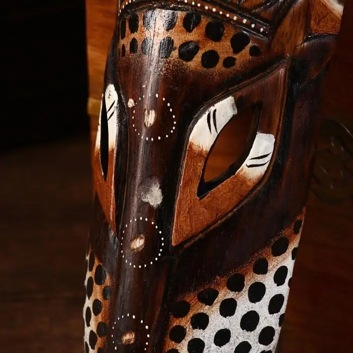 Маска дерево Маска дерево "Газель" 30х12х5 см