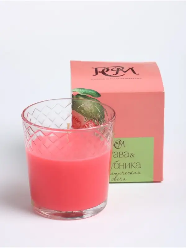 Ароматическая свеча в стакане &laquo;Гуава и клубника&raquo;, 8&times;8.5 см, 30 ч