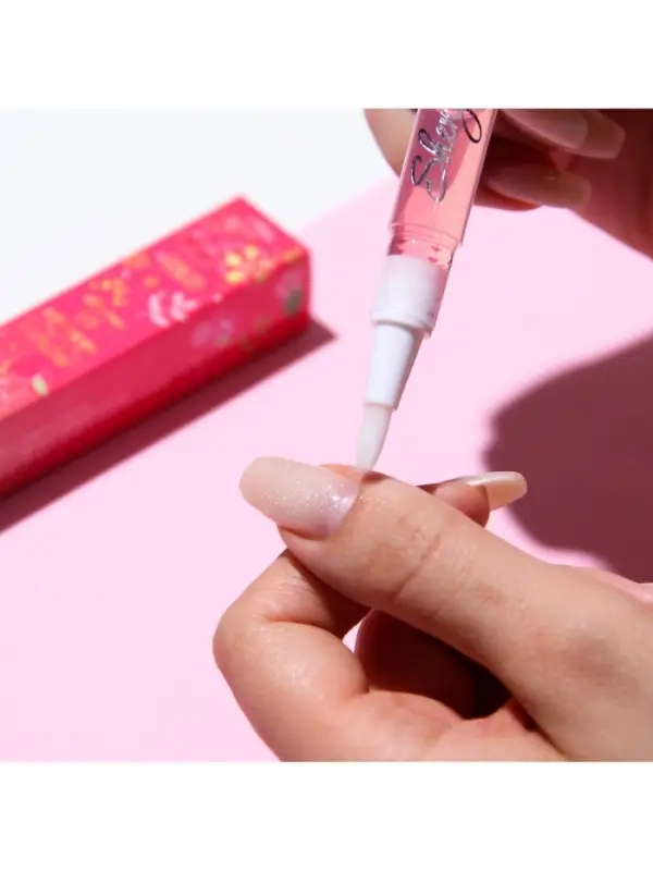 Масло для кутикулы в карандаше &laquo;Вишня&raquo;