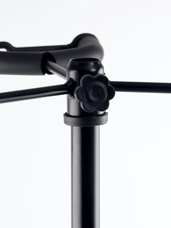 Стойка для гитар Music Life на 3 инструмента, h - 60-105 см Стойка для гитар Music Life на 3 инструмента, h - 60-105 см