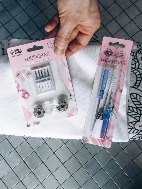 Сервисный набор для швейных машин, 3 предмета: отвёртка 2 шт., щётка