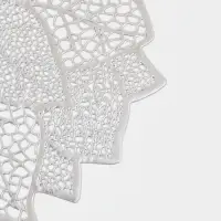 Салфетки сервировочные на стол Доляна &laquo;Цветок&raquo;, 4 шт., 38&times;37 см, цвет серебряный