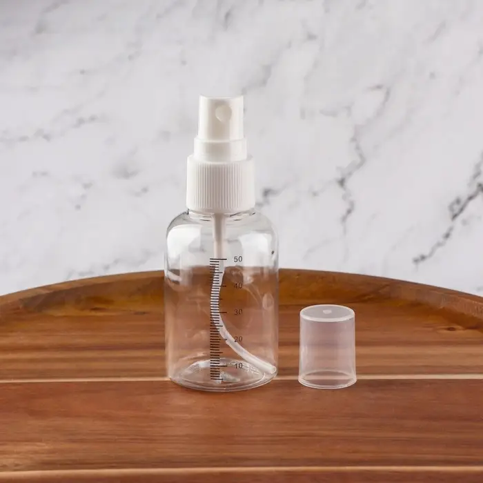 Бутылочка для хранения, с распылителем, со шкалой деления, 50 мл, белая, прозрачная Бутылочка для хранения, с распылителем, со шкалой деления, 50 мл, белая, прозрачная