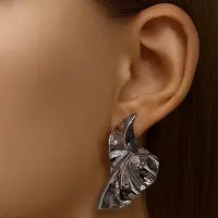Серьги металл &laquo;Осенний лист&raquo;, искажение, цвет серебро