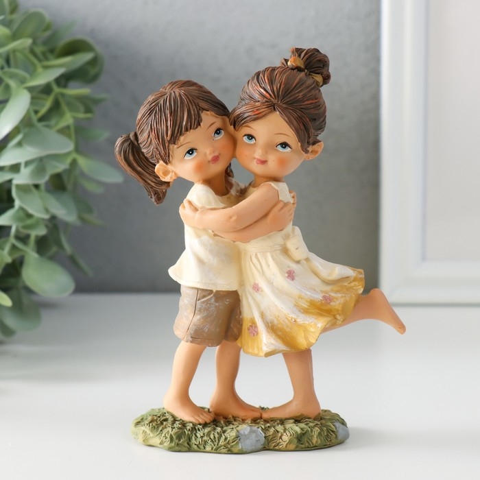 Сувенир полистоун  Сувенир полистоун "Лучшие подружки" 9,5х5х13 см