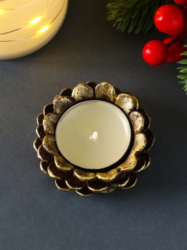 Подсвечник  Подсвечник "Шишка" 65*27 мм