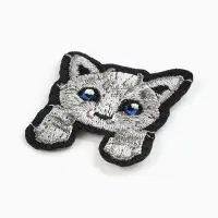 Термоаппликация «Котёнок с лапками», 4×3.3 см, серая