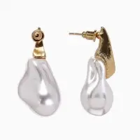 Серьги жемчуг "Капля борроко", цвет белый в золоте Серьги жемчуг "Капля борроко", цвет белый в золоте