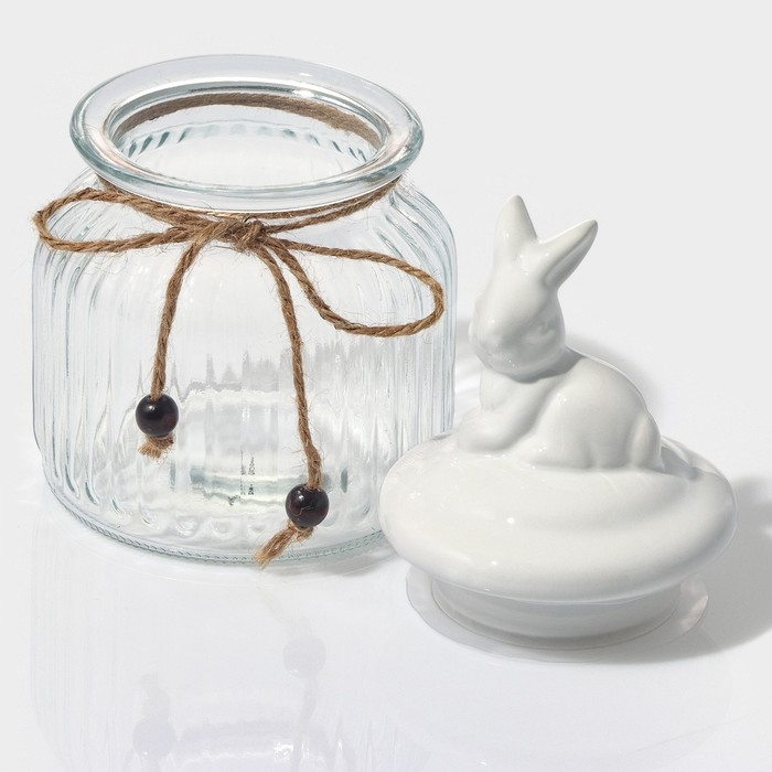 Банка стеклянная для сыпучих продуктов с керамической крышкой Доляна &laquo;Зайка&raquo;, 600 мл