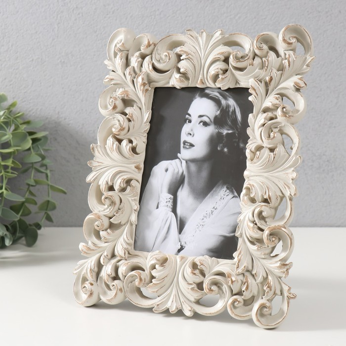 Фоторамка полистоун 10х15 см Фоторамка полистоун 10х15 см "Раскидистые листья" белая с патиной 23,2х18,4х2 см