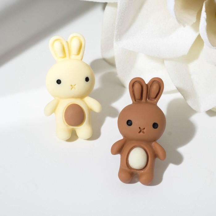 Серьги пластик «Зайка», цвет бело-коричневый в серебре Серьги пластик «Зайка», цвет бело-коричневый в серебре