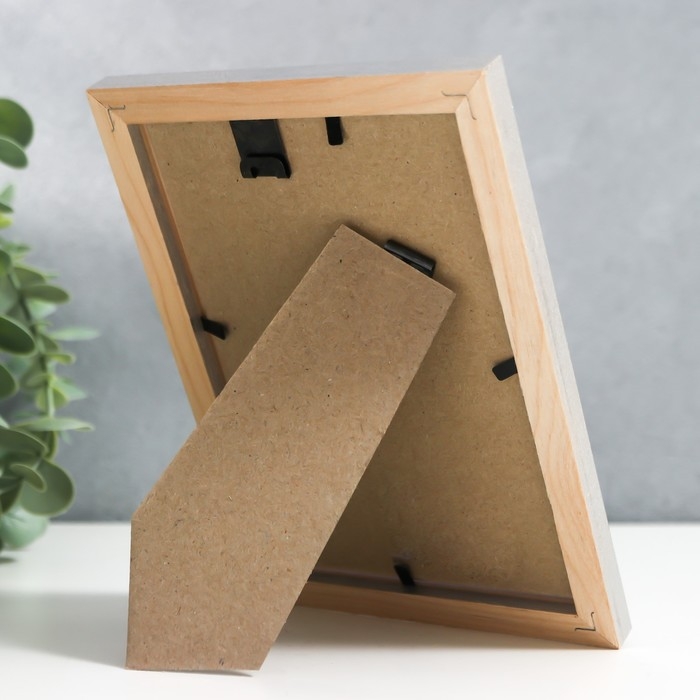 Фоторамка сосна с19 серебро 10х15 см (пластиковый экран) Фоторамка сосна с19 серебро 10х15 см (пластиковый экран)