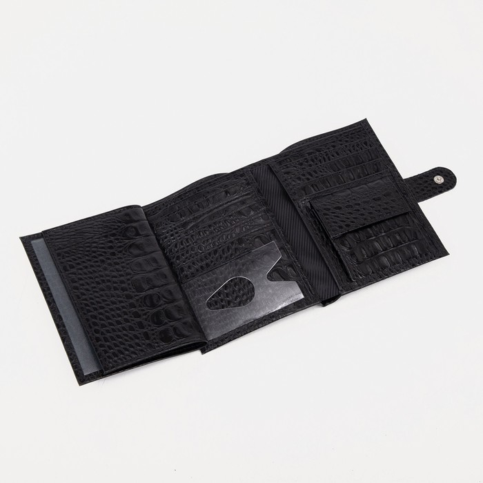 Портмоне мужское на кнопке, отдел для автодокументов и паспорта, цвет чёрный