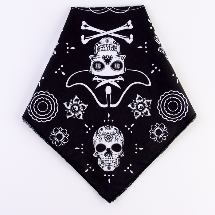 Бандана «Пират», взрослая, 50х50 см Бандана «Пират», взрослая, 50х50 см