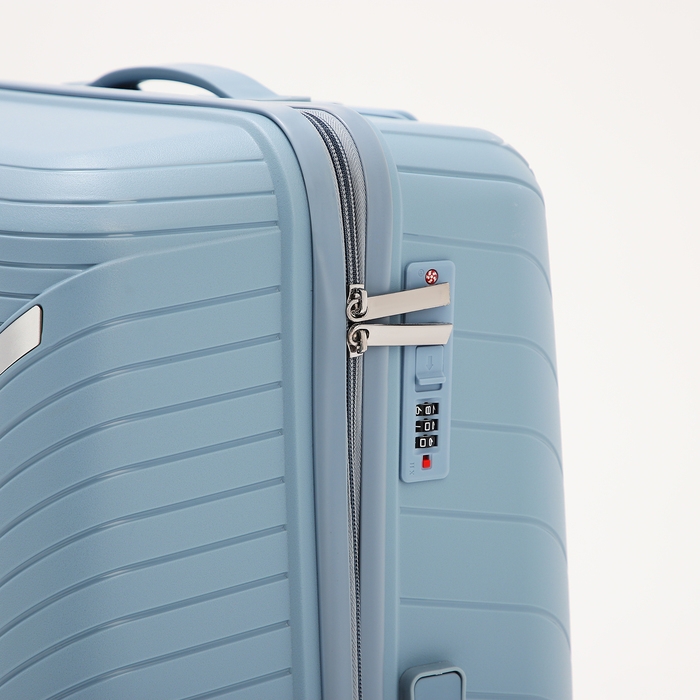 Чемодан большой 100 л (L), отдел на молнии, кодовый замок, 4 колеса, цвет голубой Чемодан большой 100 л (L), отдел на молнии, кодовый замок, 4 колеса, цвет голубой