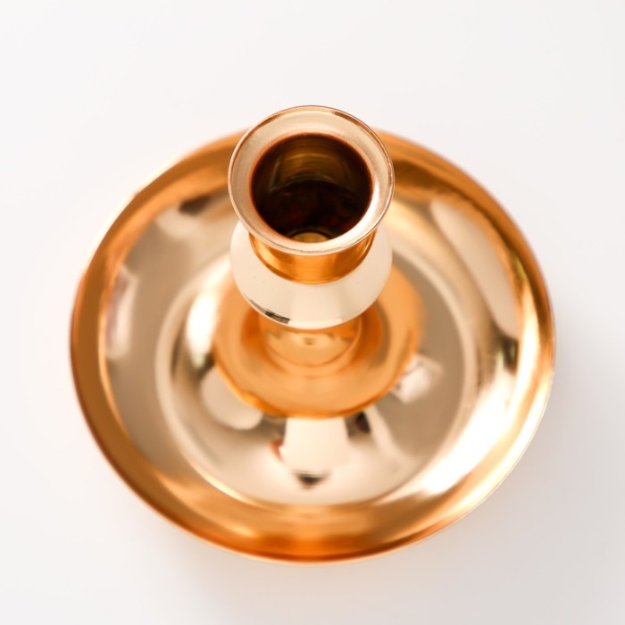 Подсвечник металл на 1 свечу d=2 см Подсвечник металл на 1 свечу d=2 см "Калланд" золото 10х10х9 см