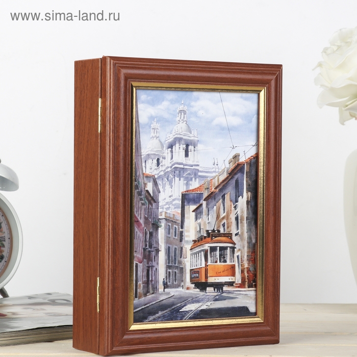 Ключница Ключница "Прогулка по Лиссабону" орех 15х21 см