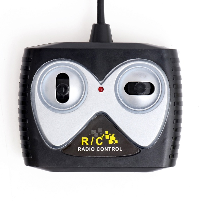 Набор машин радиоуправляемых «Ралли монстры», 2 шт., масштаб 1:26, работают от батареек Набор машин радиоуправляемых «Ралли монстры», 2 шт., масштаб 1:26, работают от батареек