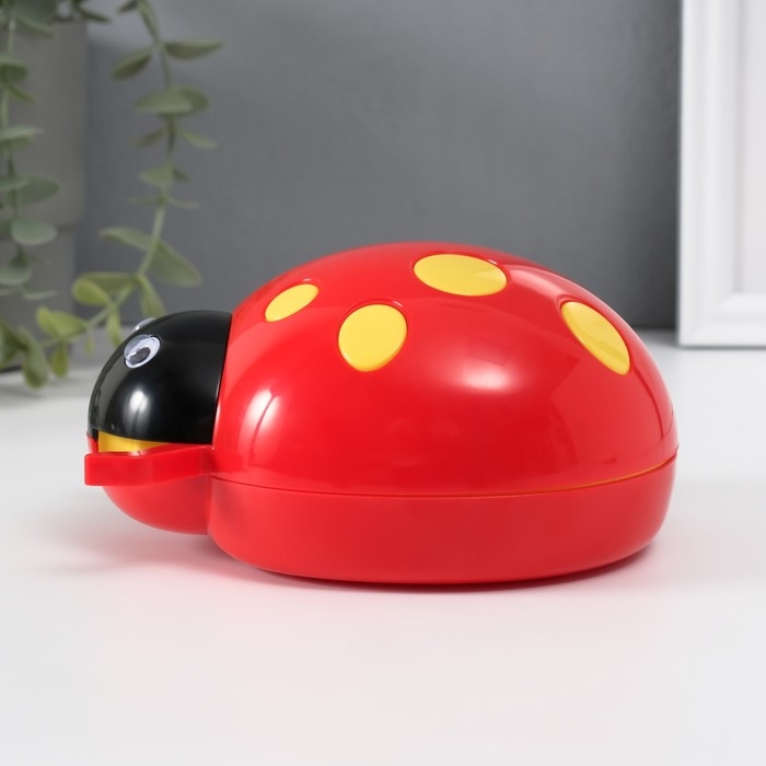 Шкатулка музыкальная механическая Шкатулка музыкальная механическая "Божья коровка" красная 12х15х8,5 см