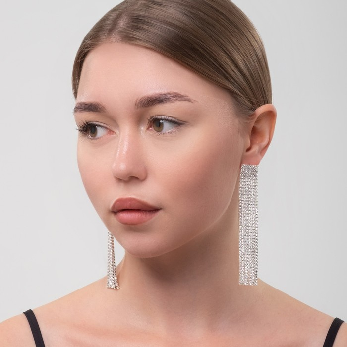 Серьги висячие со стразами «Водопад» квадрат, цвет белый в серебре, 9,5 см Серьги висячие со стразами «Водопад» квадрат, цвет белый в серебре, 9,5 см