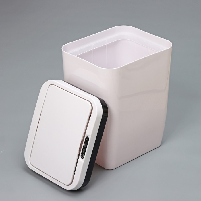 Ведро для мусора сенсорное Доляна, 12 л, цвет белый Ведро для мусора сенсорное Доляна, 12 л, цвет белый