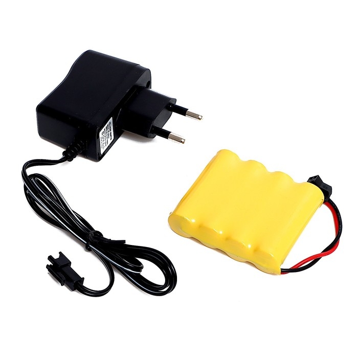 Танк радиоуправляемый, масштаб 1:28, с аккумулятором, световые и звуковые эффекты, цвет серый Танк радиоуправляемый, масштаб 1:28, с аккумулятором, световые и звуковые эффекты, цвет серый