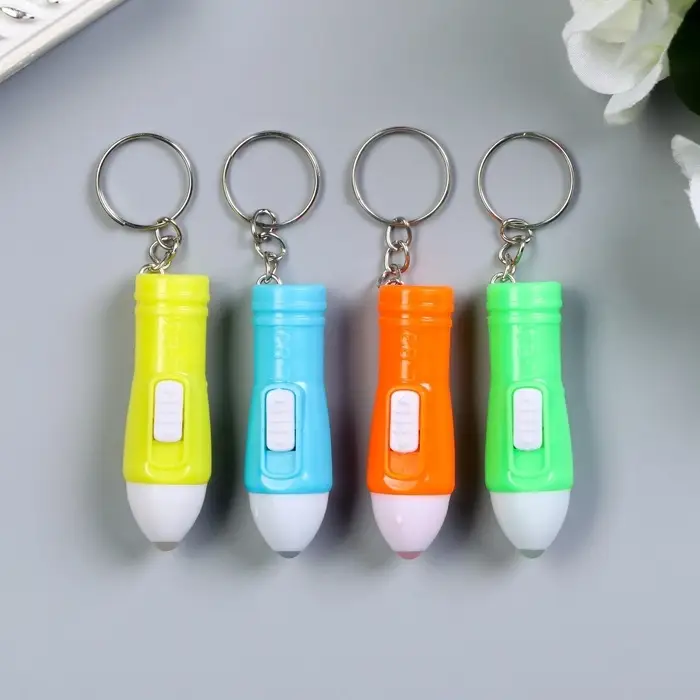 Фонарик брелок для ключей на кольце «Ручка», светит, 5×1×1 см, МИКС Фонарик брелок для ключей на кольце «Ручка», светит, 5×1×1 см, МИКС