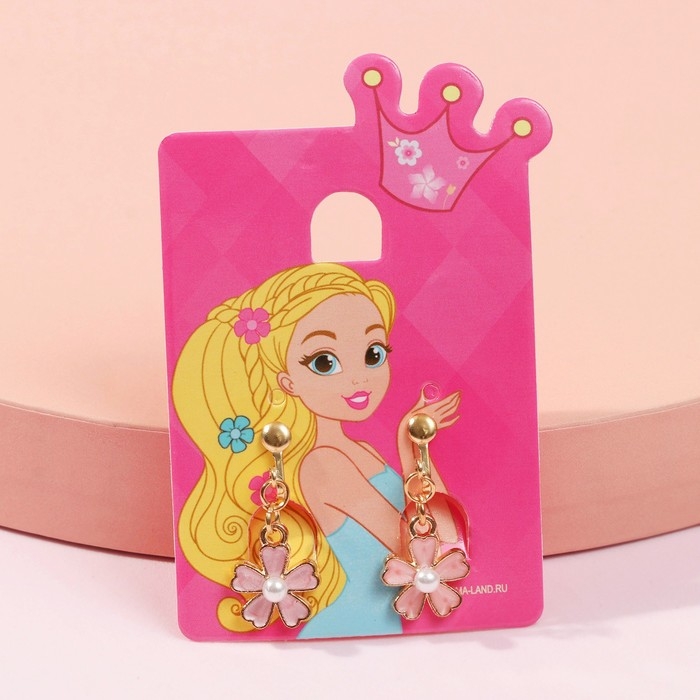 Серьги-клипсы детские «Выбражулька» цветочек с жемчужиной, цвет бело-персиковый в золоте Серьги-клипсы детские «Выбражулька» цветочек с жемчужиной, цвет бело-персиковый в золоте