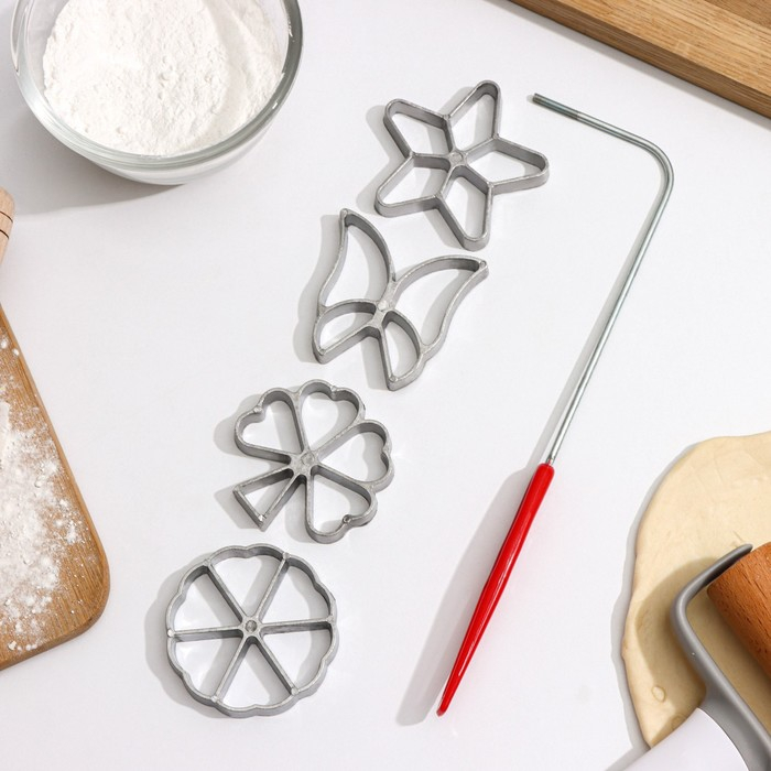 Набор форм для хвороста Доляна, 4 шт, d=7 см, цвет серебристый Набор форм для хвороста Доляна, 4 шт, d=7 см, цвет серебристый