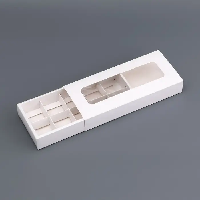 Коробка для 10 конфет, белая, 9.8&times;22&times;3.5 см