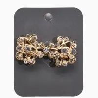 Зажим для кардигана "Ажур", завитки, цвет белый в золоте Зажим для кардигана "Ажур", завитки, цвет белый в золоте