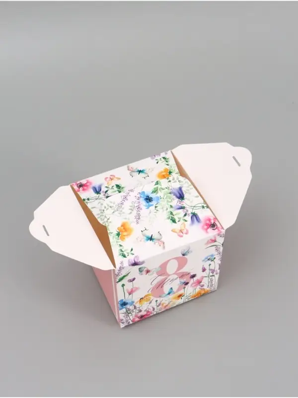 Коробка подарочная складная, упаковка, &laquo;С 8 Марта, нежные цветы&raquo;, 12&times;12&times;12 см