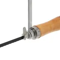 Лобзик ручной ТУНДРА, деревянная рукоятка, в комплекте пилки, 130 мм