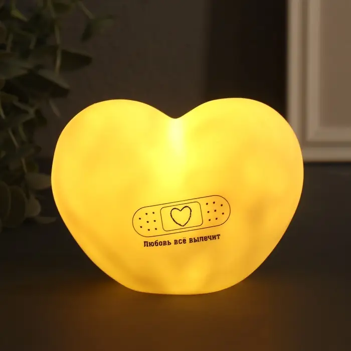 Фигурка световая RISALUX &laquo;Сердце. Пластырь&raquo;, LED-ночник, 3хLR44, 8&times;11&times;7 см
