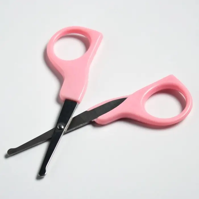 Детский маникюрный набор: ножницы, книпсер, пилка, розовый