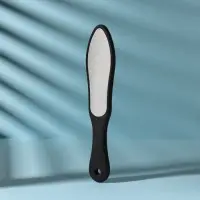 Пилка для пяток, лазерная, двусторонняя, прорезиненная ручка, 26 см, цвет чёрный