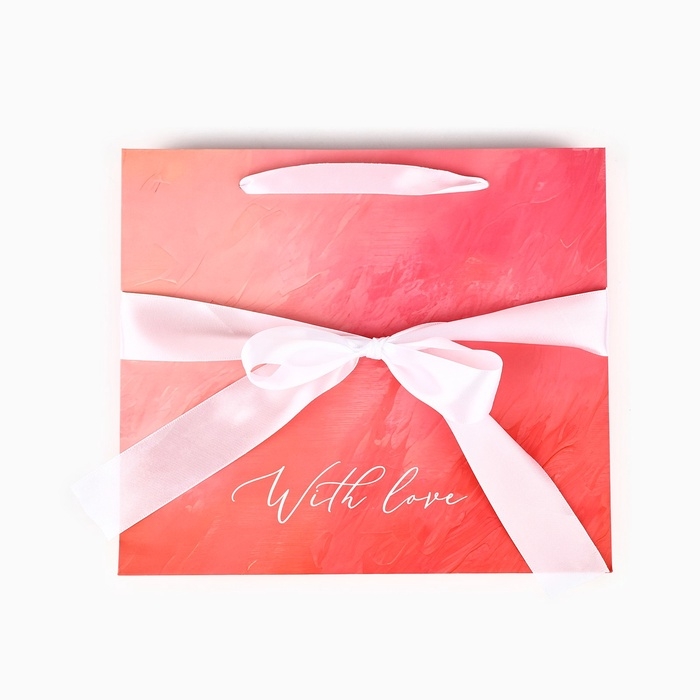 Пакет ламинированный с лентой «С любовью», M 30 × 9 × 26 см Пакет ламинированный с лентой «С любовью», M 30 × 9 × 26 см
