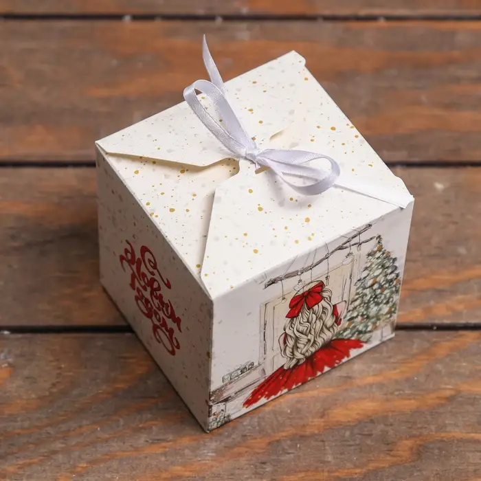 Коробка складная, подарочная новогодняя «Домашний уют» 10×10×10 см
