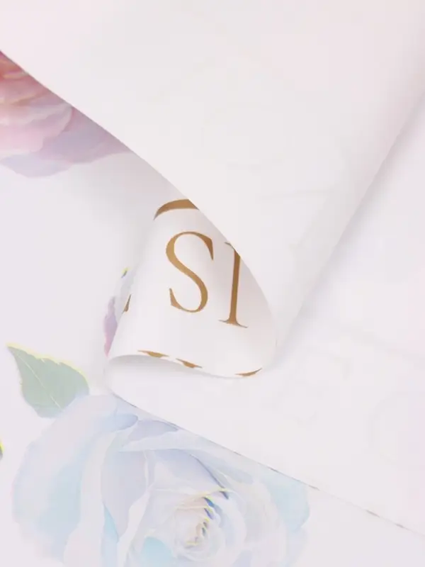 Пленка для цветов, "Розы", белая, 57х57 см