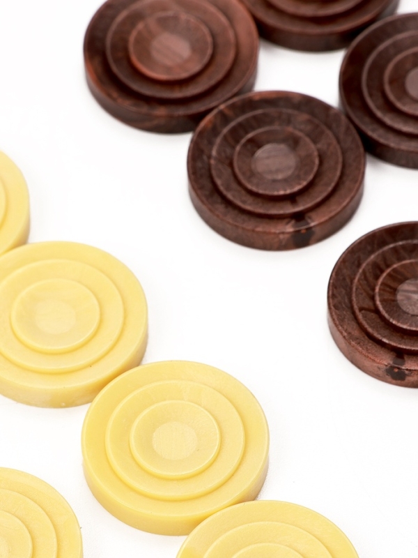 Шахматы магнитные 24 х 24 см, король h-4.9 см, пешка h-2.4 см Шахматы магнитные 24 х 24 см, король h-4.9 см, пешка h-2.4 см